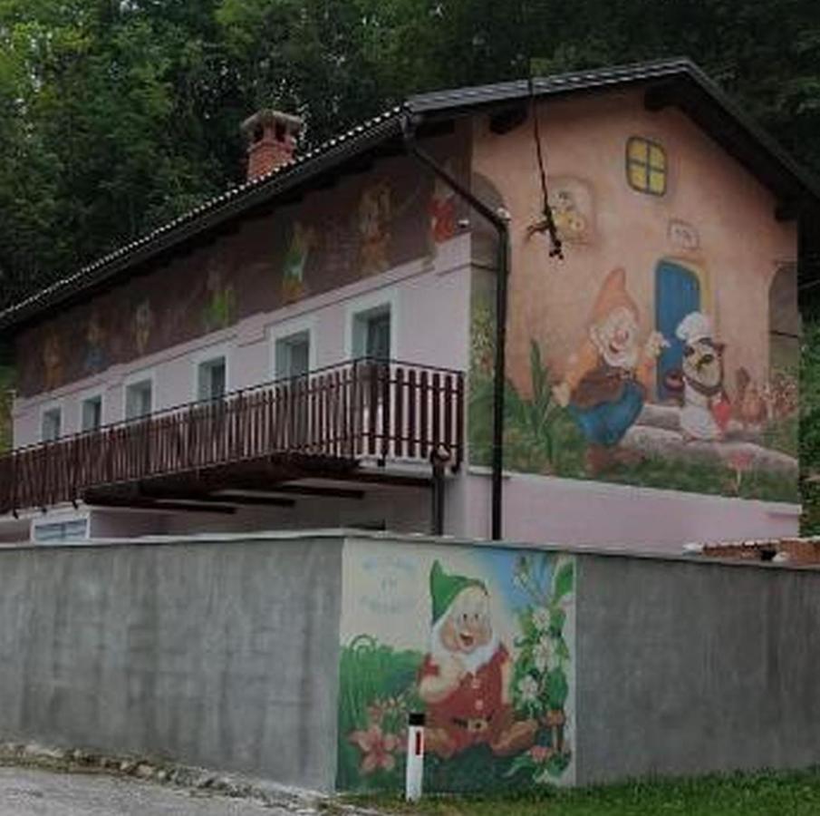 Mike'S Rooms Kobarid Exterior foto